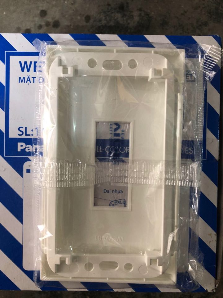 Mặt át đơn Panasonic WEV7001SW(1 Cái)