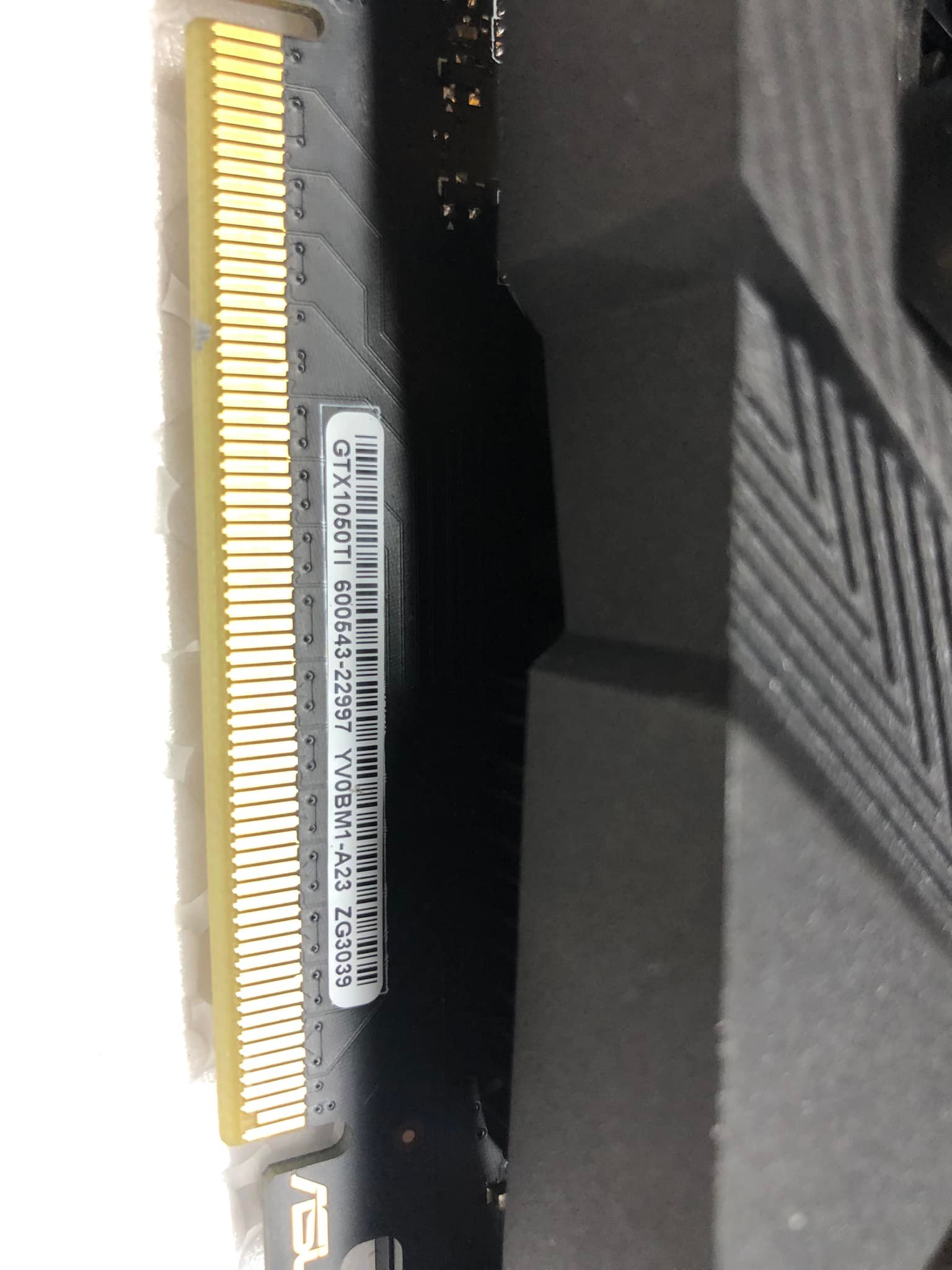 {SALE}Card màn hình VGA GIGA 1050TI 4G đã test kĩ
