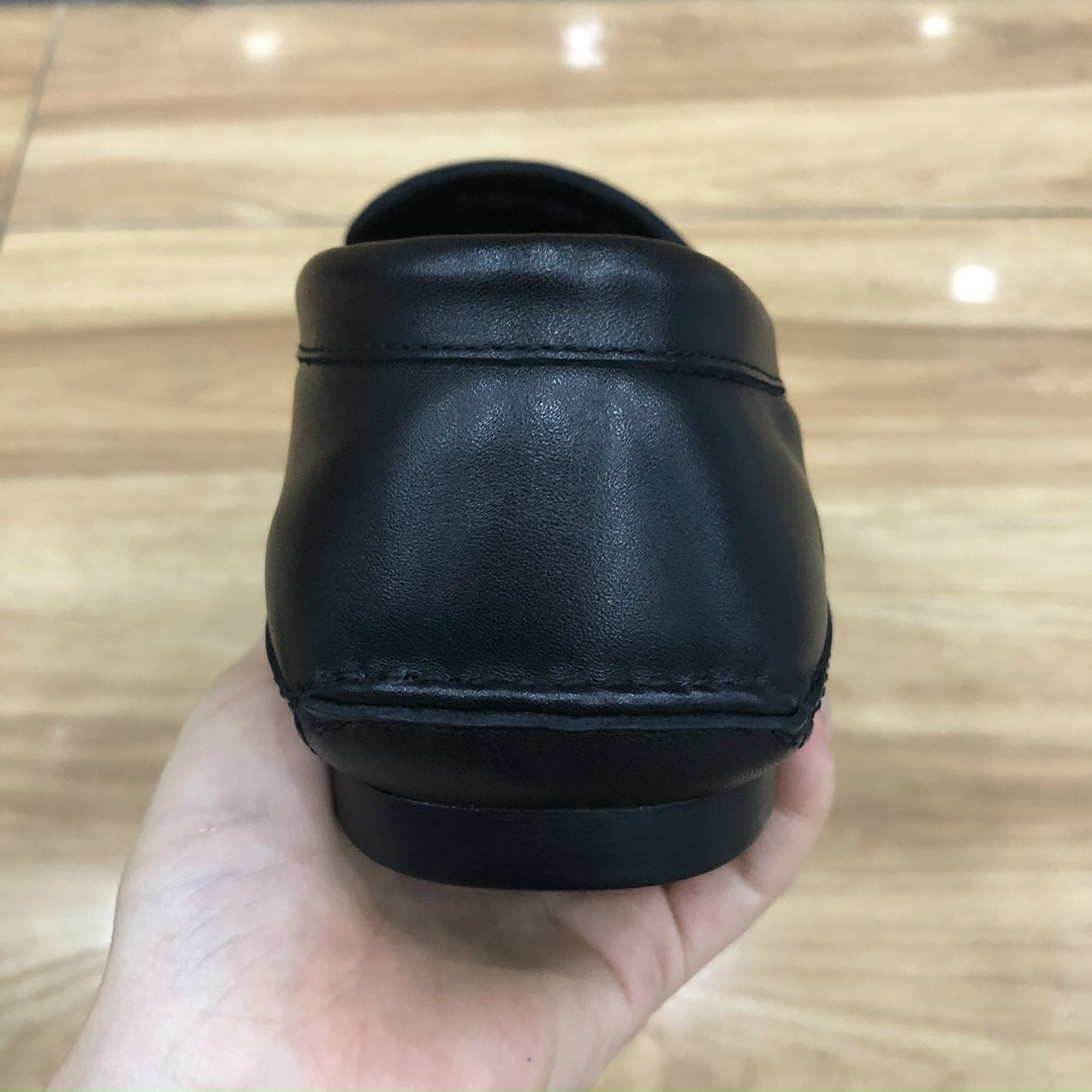 Hugo boost  về hàng  Nam size 39——-44