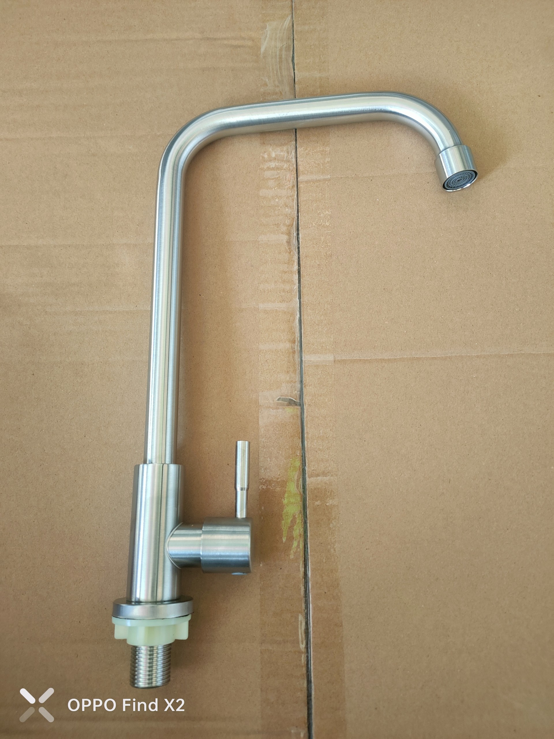 Vòi rửa chén bát inox 304 lạnh xoay 360 độ - phi 18 và 24