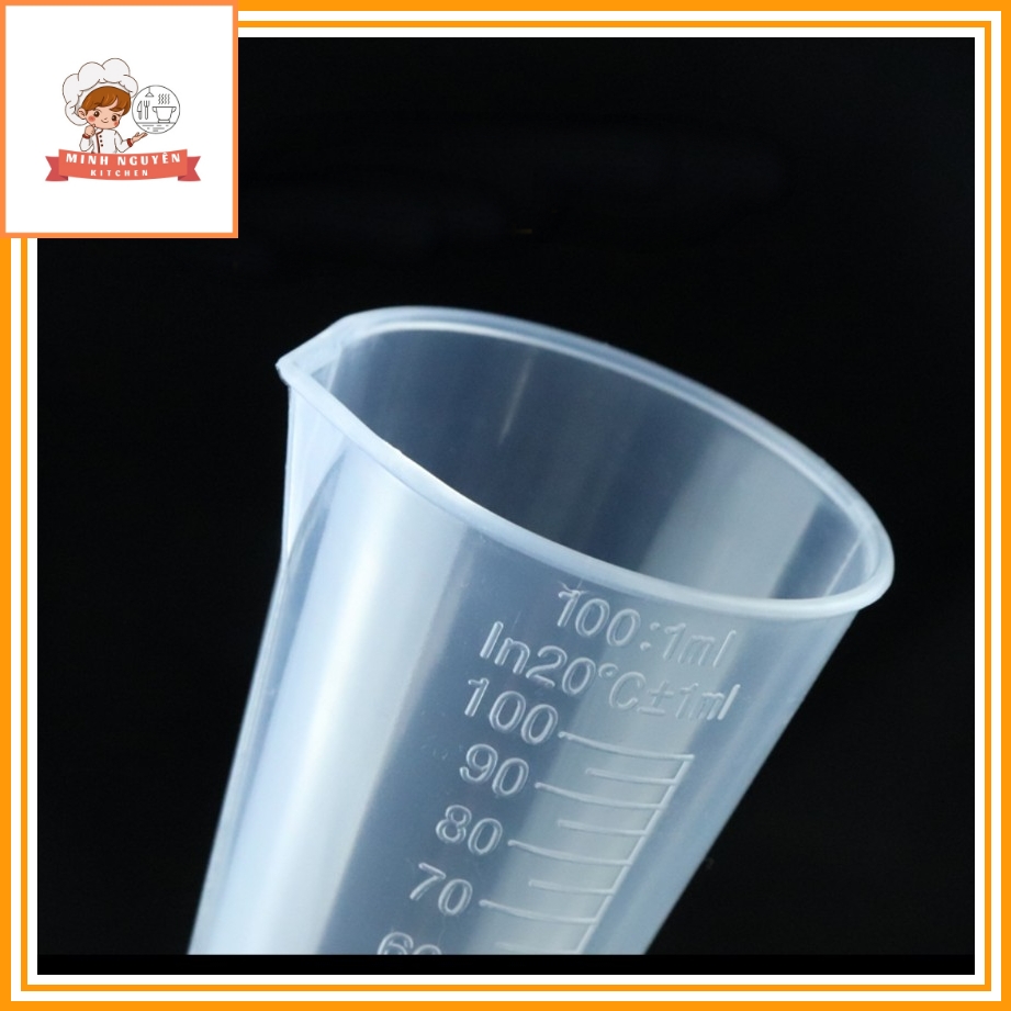 Ly đong nhựa hình tháp định lượng pha chế 100ml