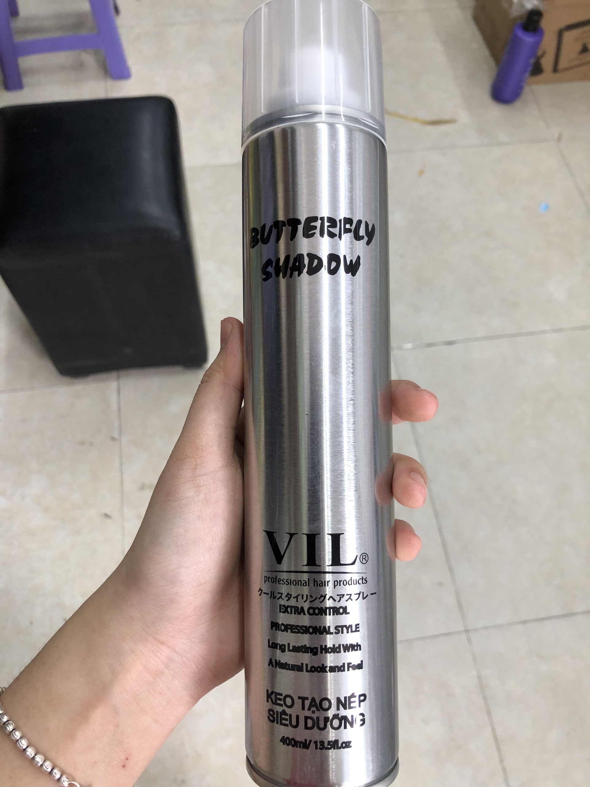 xịt gôm mềm thương hiệu VIL 400ml
