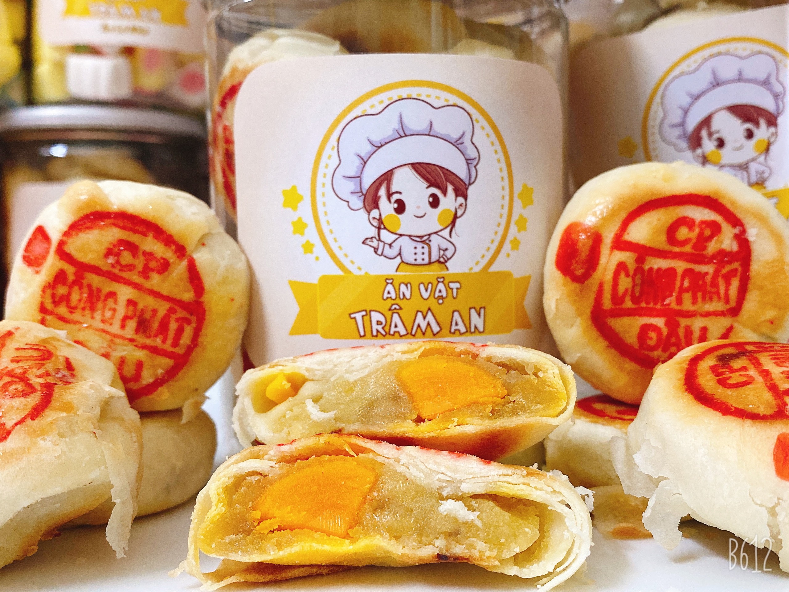 Bánh Pía Sầu Riêng Trứng Muối Mini
