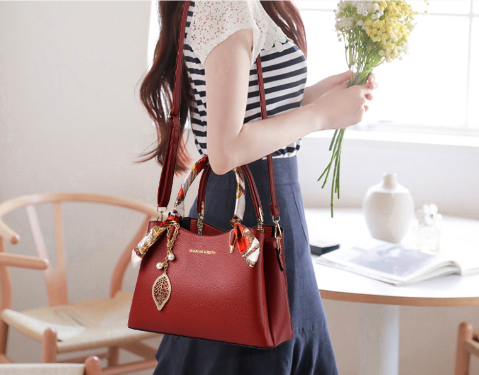 Túi xách nữ thời trang công sở cao cấp phong cách mới