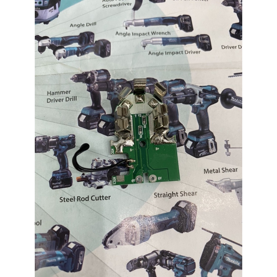 Vỏ mạch 9 cell Milwaukee 12V, mạch nhận sạc zin ( Full tem).