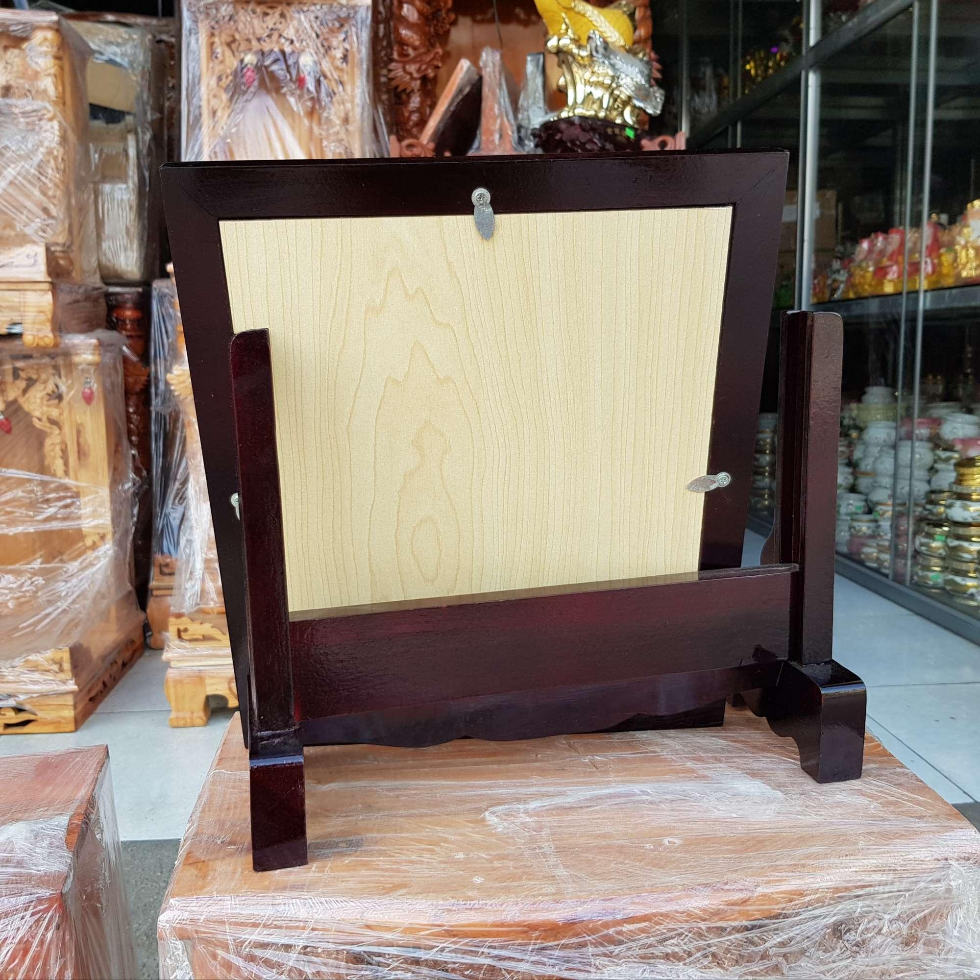 Khung hình thờ gỗ tràm bông vàng cẩn 25×30
