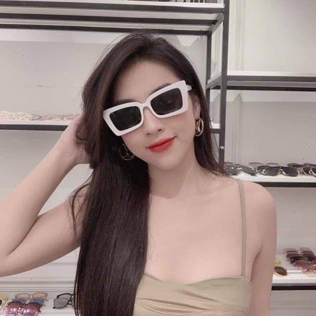 Kính mèo vuông full viền hot hit