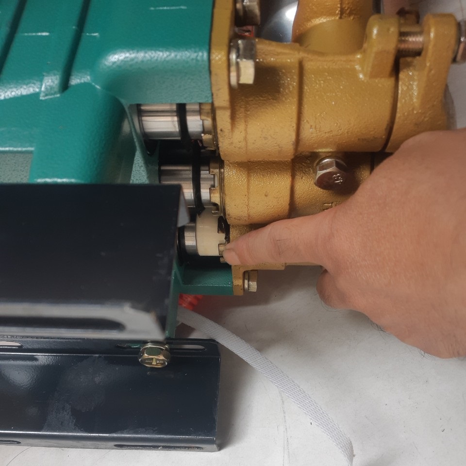 ĐẦU XỊT ÁP LỰC PISTONN SỨ KASUCO KS-433