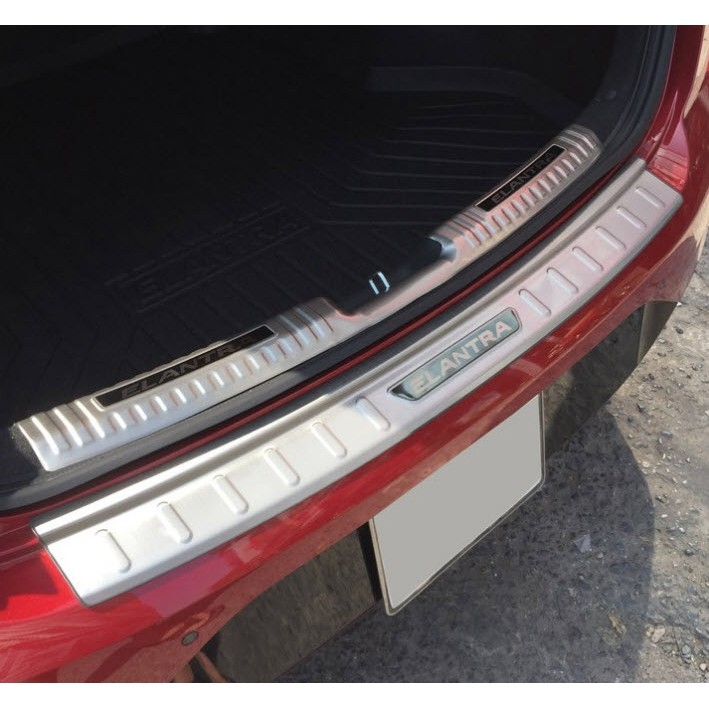 Ốp chống trầy cốp Hyundai Elantra 2016-2020