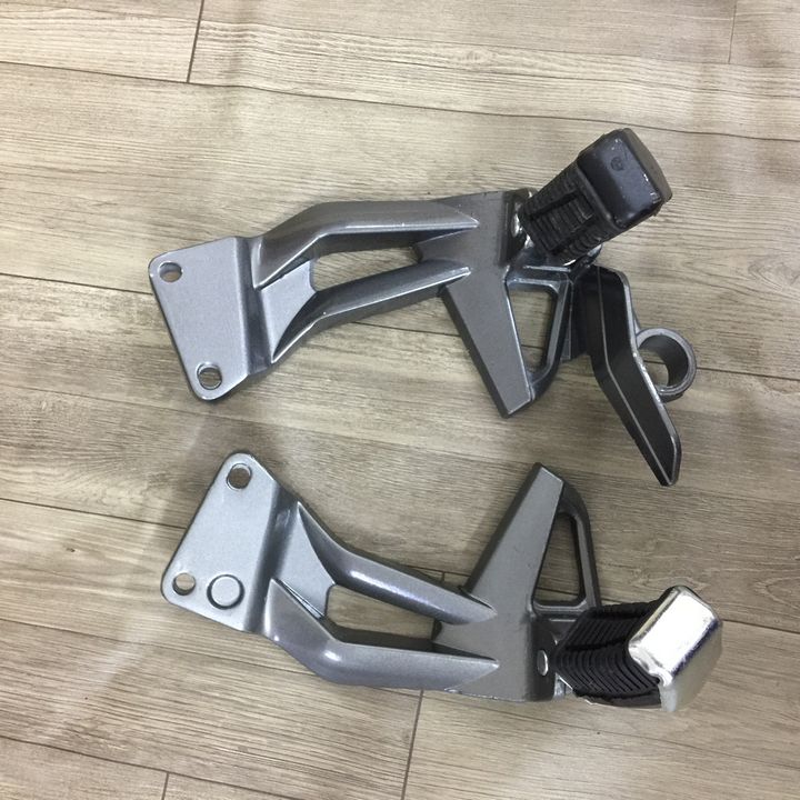 Bát Gác chân (1 cặp) - chống đứng xe SIRIUS JUPITER
