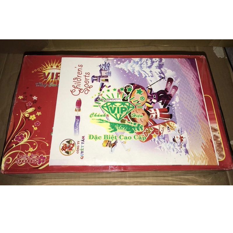 Thùng bài tứ sắc cá sấu VIP ( 100 bộ )