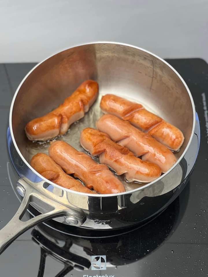 Nồi Tupperware - T Chef Series Saucepan 2.4L (nắp kính)