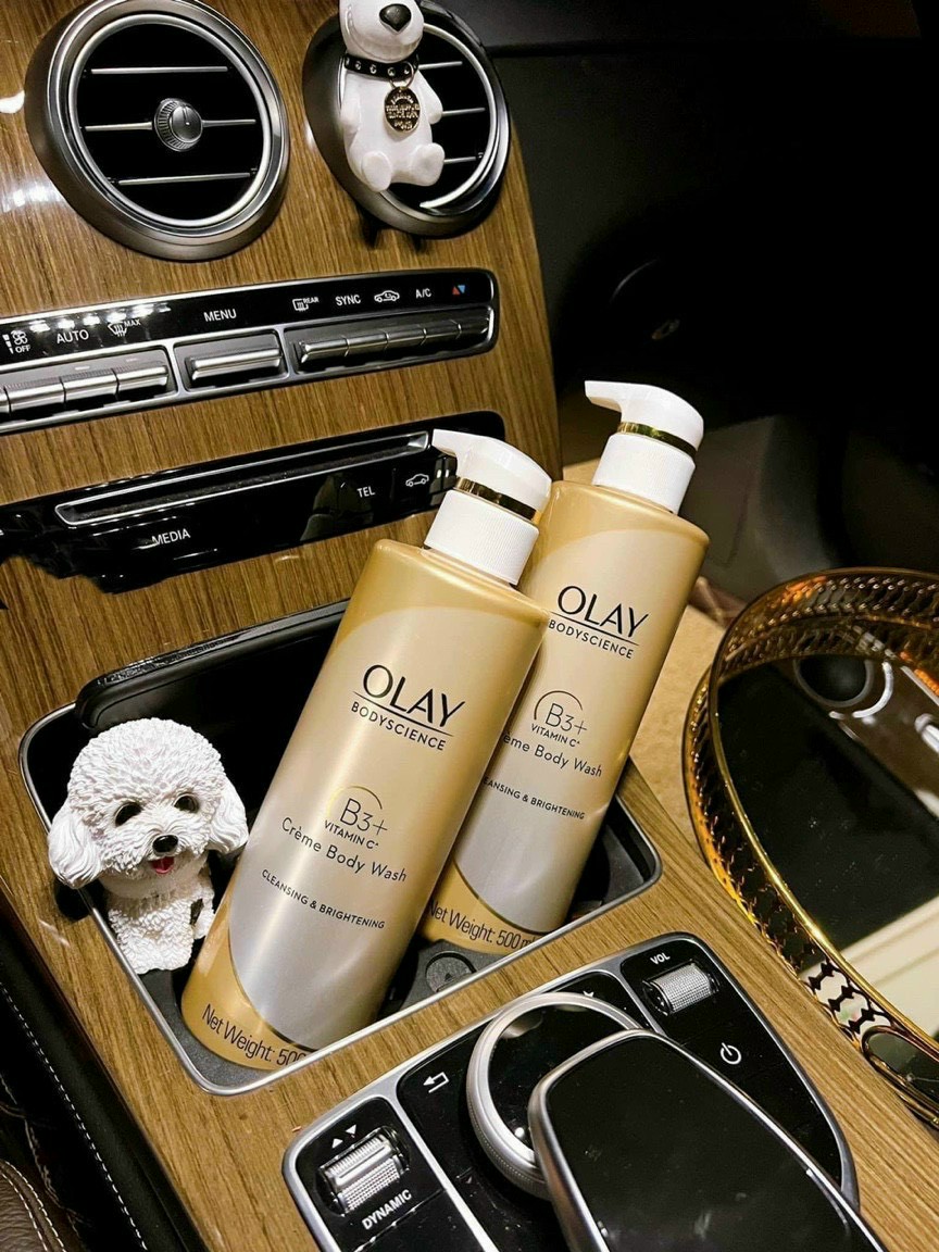 Sữa tắm trắng da Olay B3 Vitamin C
