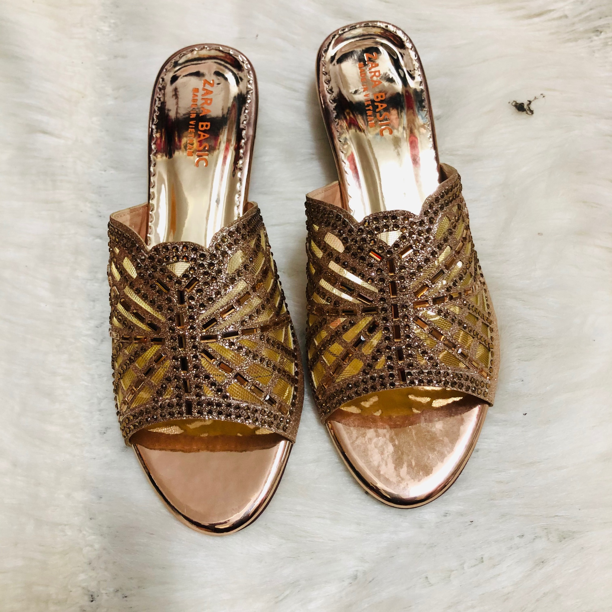 Guốc trung niên số lớn big size 39-43 gót 3p .