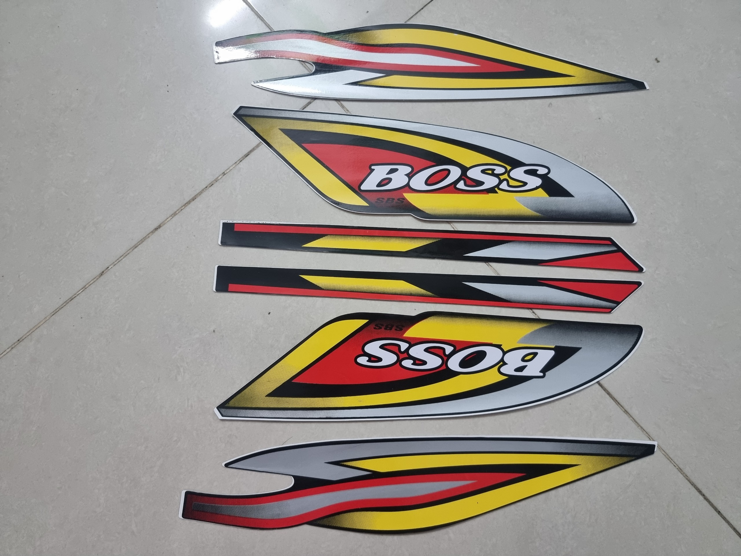 Tem lụa xe dream BOSS vàng đỏ bạc