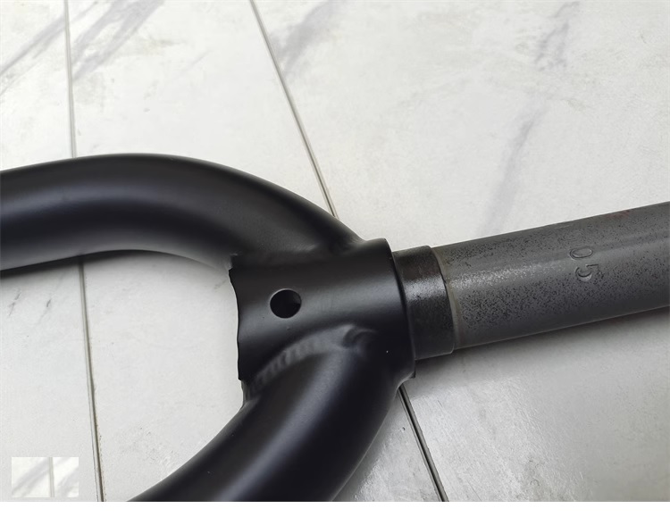 [FREESHIP MAX] Càng / phuộc thép 700c xe đạp cổ điển den 25,4mm