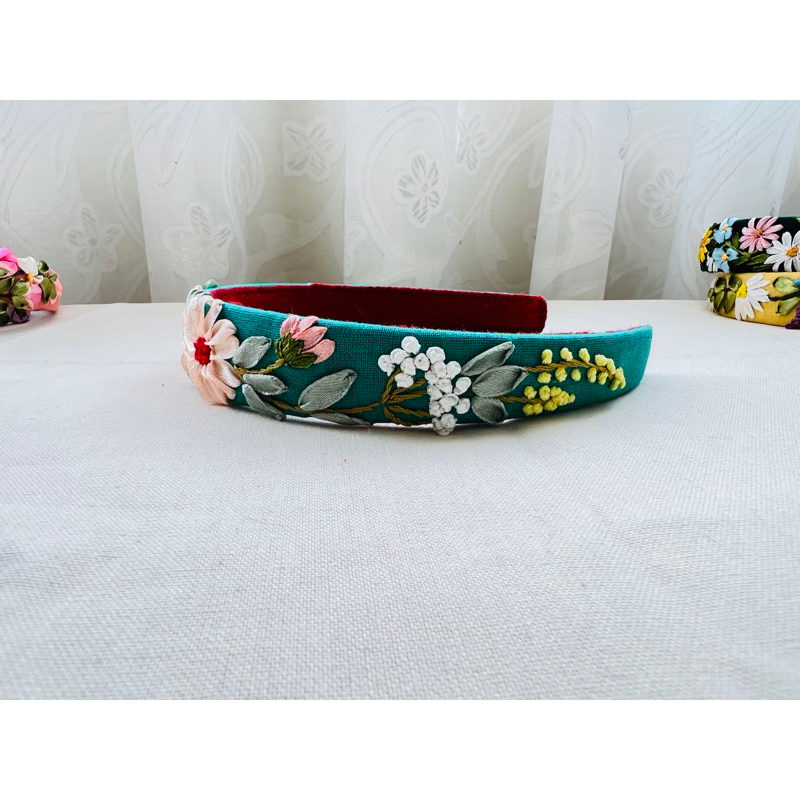 Cài tócthêu tay Handmade by Chang