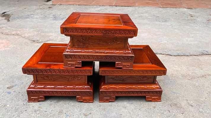 Đế kê tượng gỗ hương đá (kích thước 30x30 cao 20cm)
