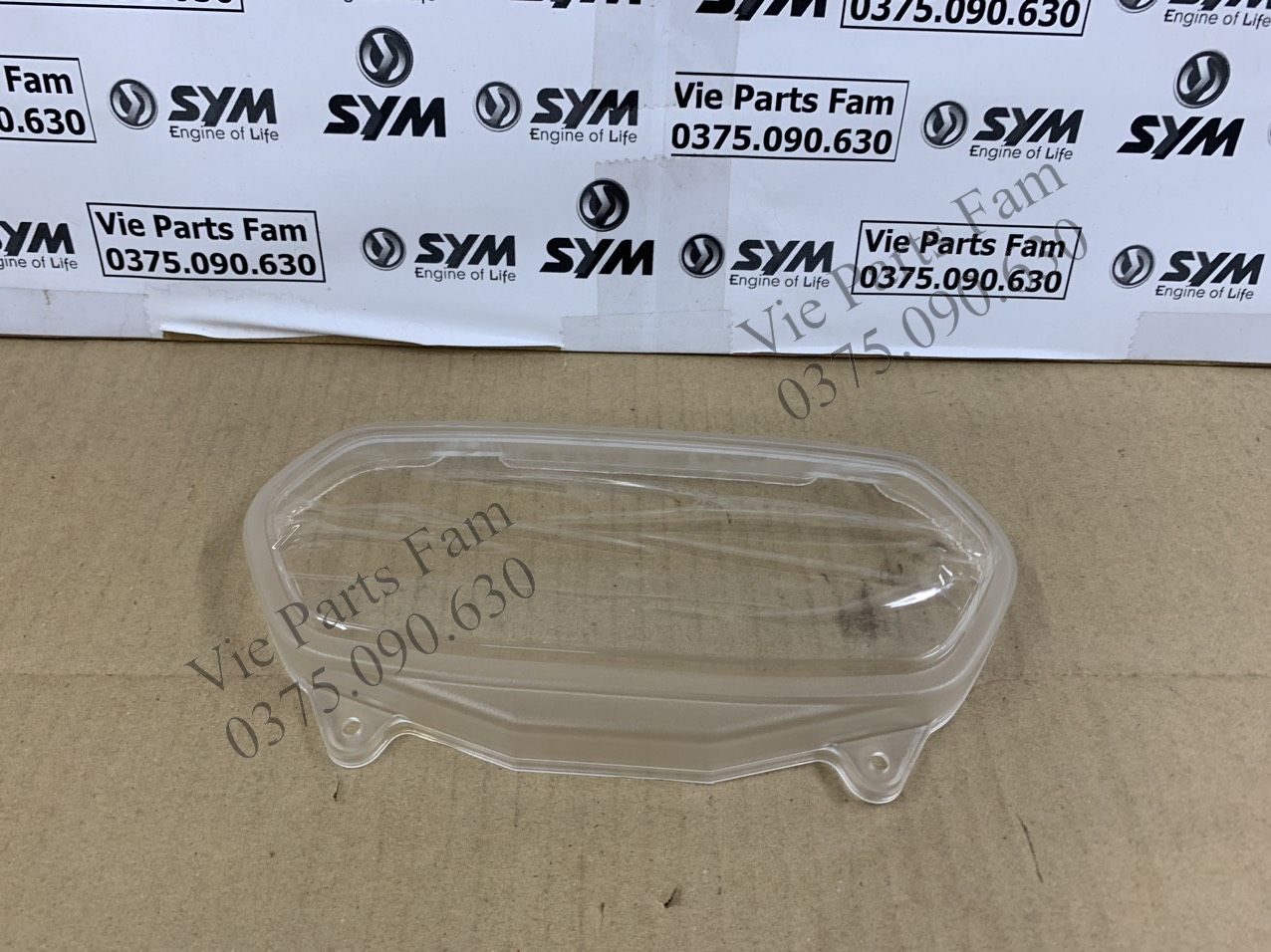 Mica/ mặt kính đồng hồ Attila đời đầu
