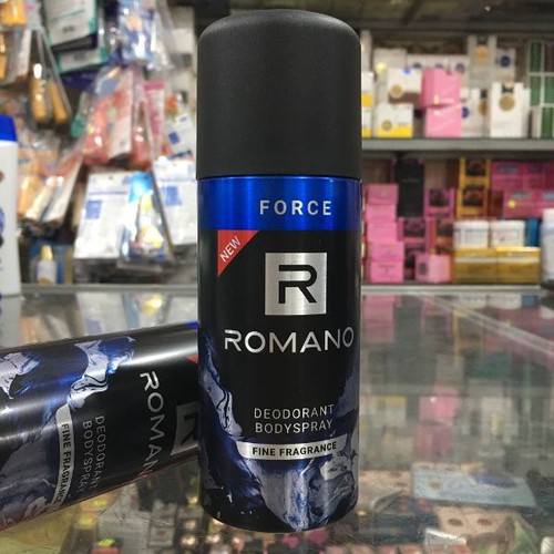 Xịt khử mùi toàn thân Romano Force chai 150ml