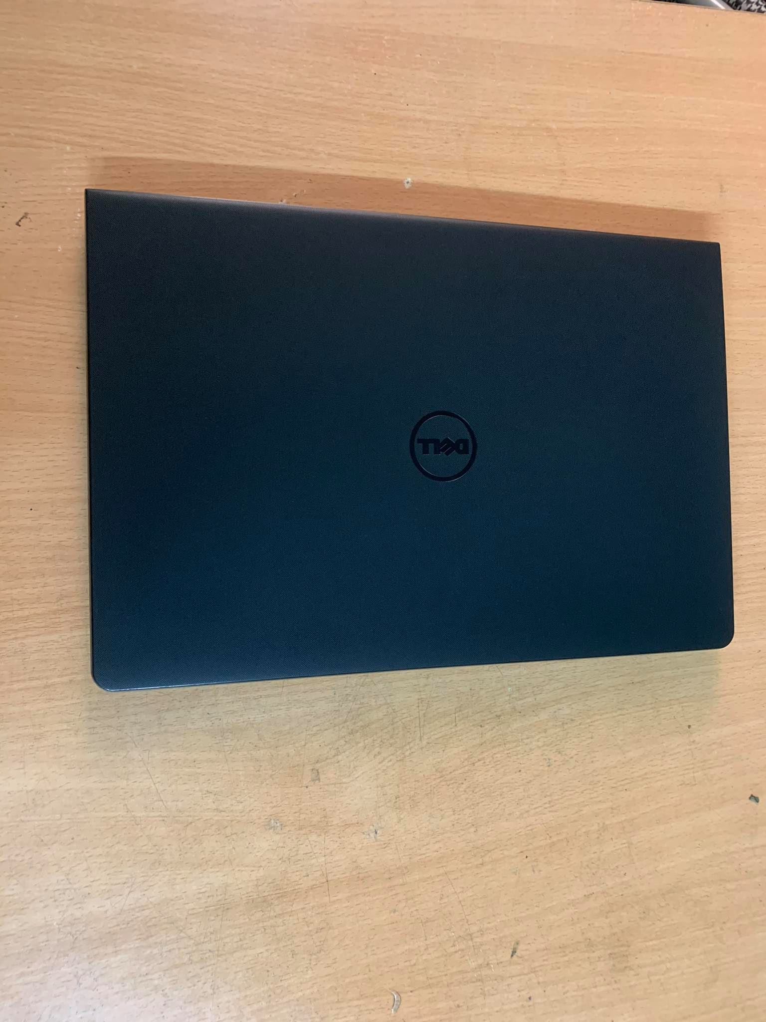 Laptop Cũ Dell Inspiron N3567 i3 6006U ram 4gb HDD 1TB màn hình 15,6inh máy đẹp,zin