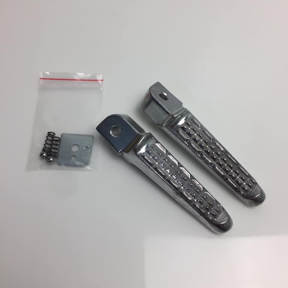 Cặp gác chân sau cho xe máy HONDA, YAMAHA (Nhôm CNC nguyên khối)