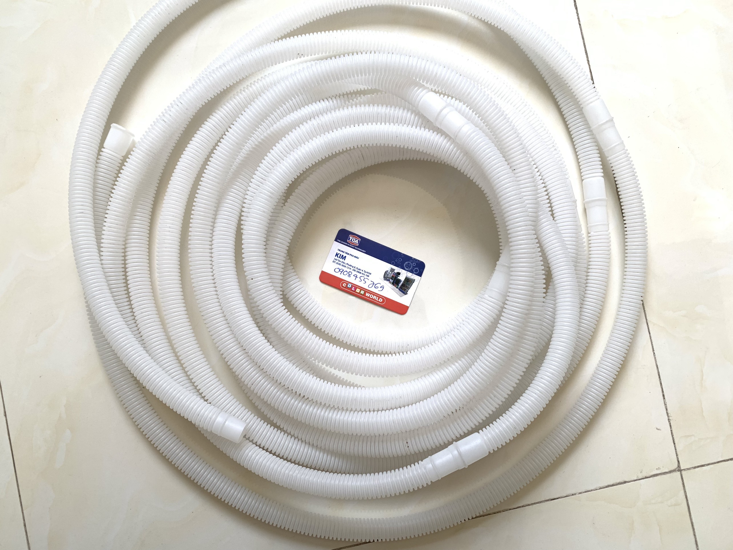 ống xã nước máy lạnh