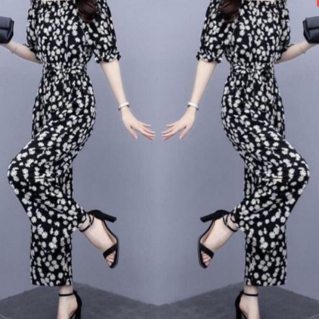 Jumsuit dài hoa cúc trễ vai