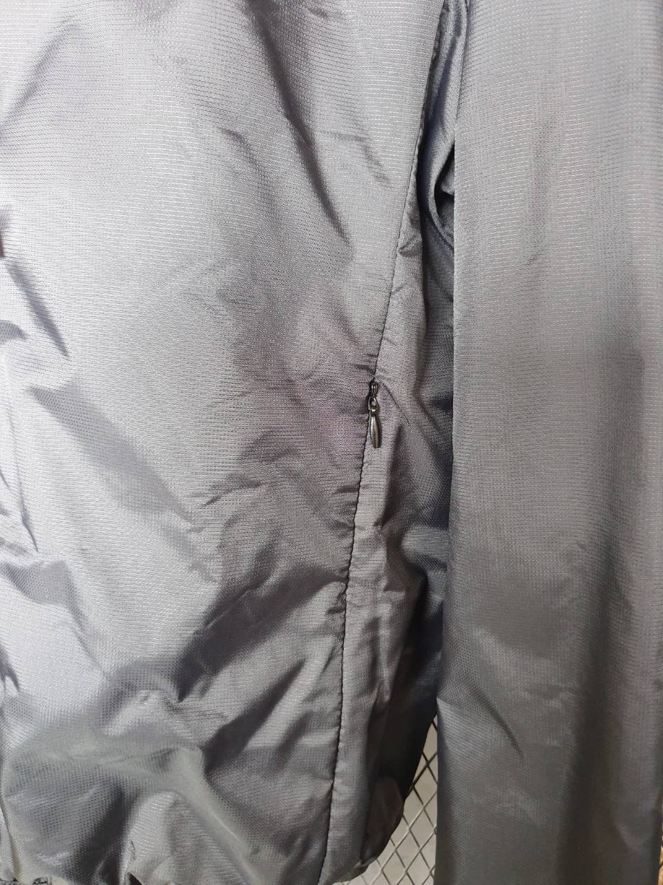 Áo Khoác Gió Uniqlo Màu Đen