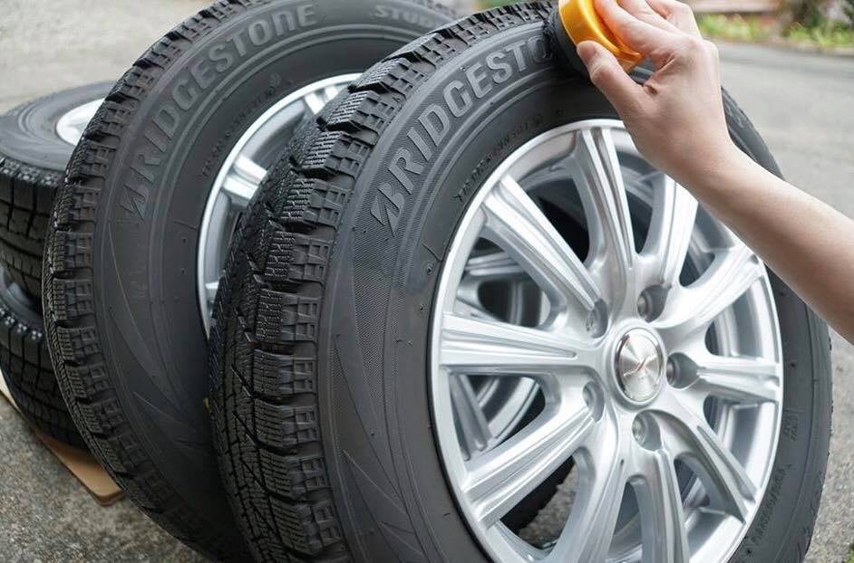 [HCM]SÁP PHỦ BÓNG LỐP XE TIRE BLACK WAX