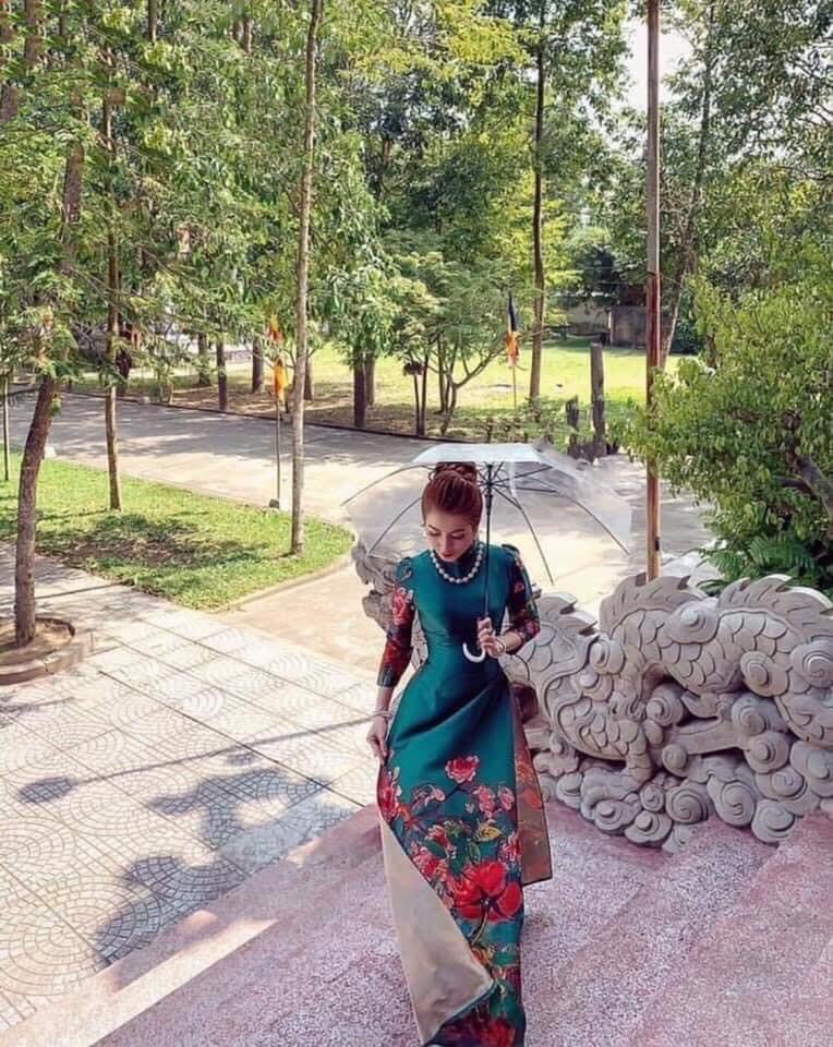 ÁO dài lụa vân gỗ in nổi cao cấp siêu rẻ