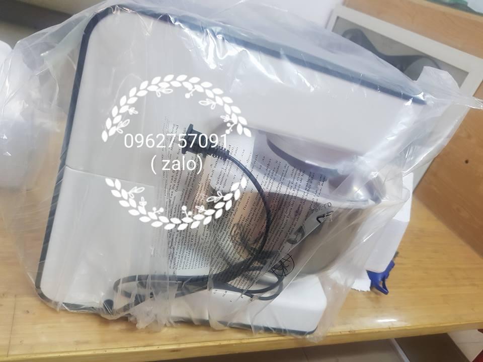 Máy nhào bột đánh trứng Beow Co2