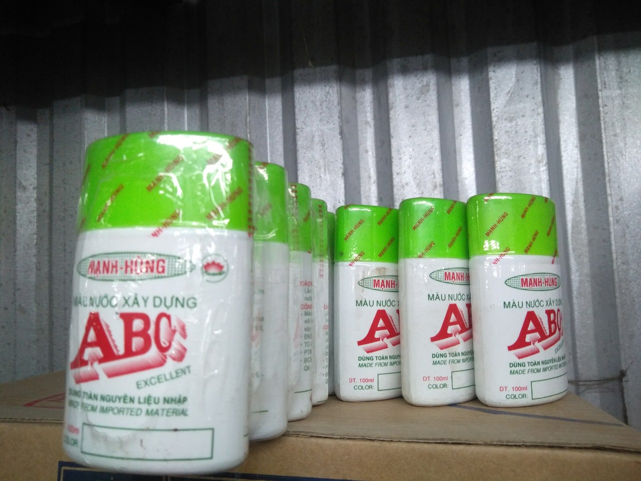Màu nước xây dựng 100ml (đủ màu) - Màu nước