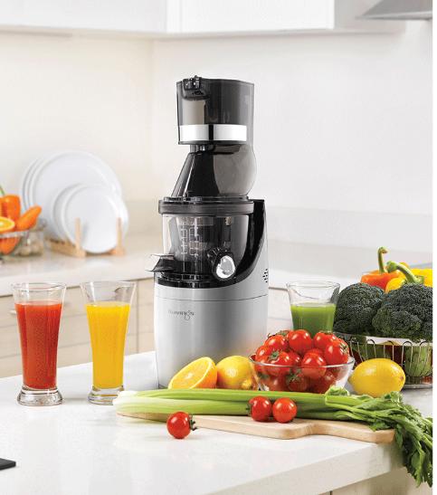 Máy ép trái cây tốc độ chậm dành cho kinh doanh Kuvings CS520CB (500ml)