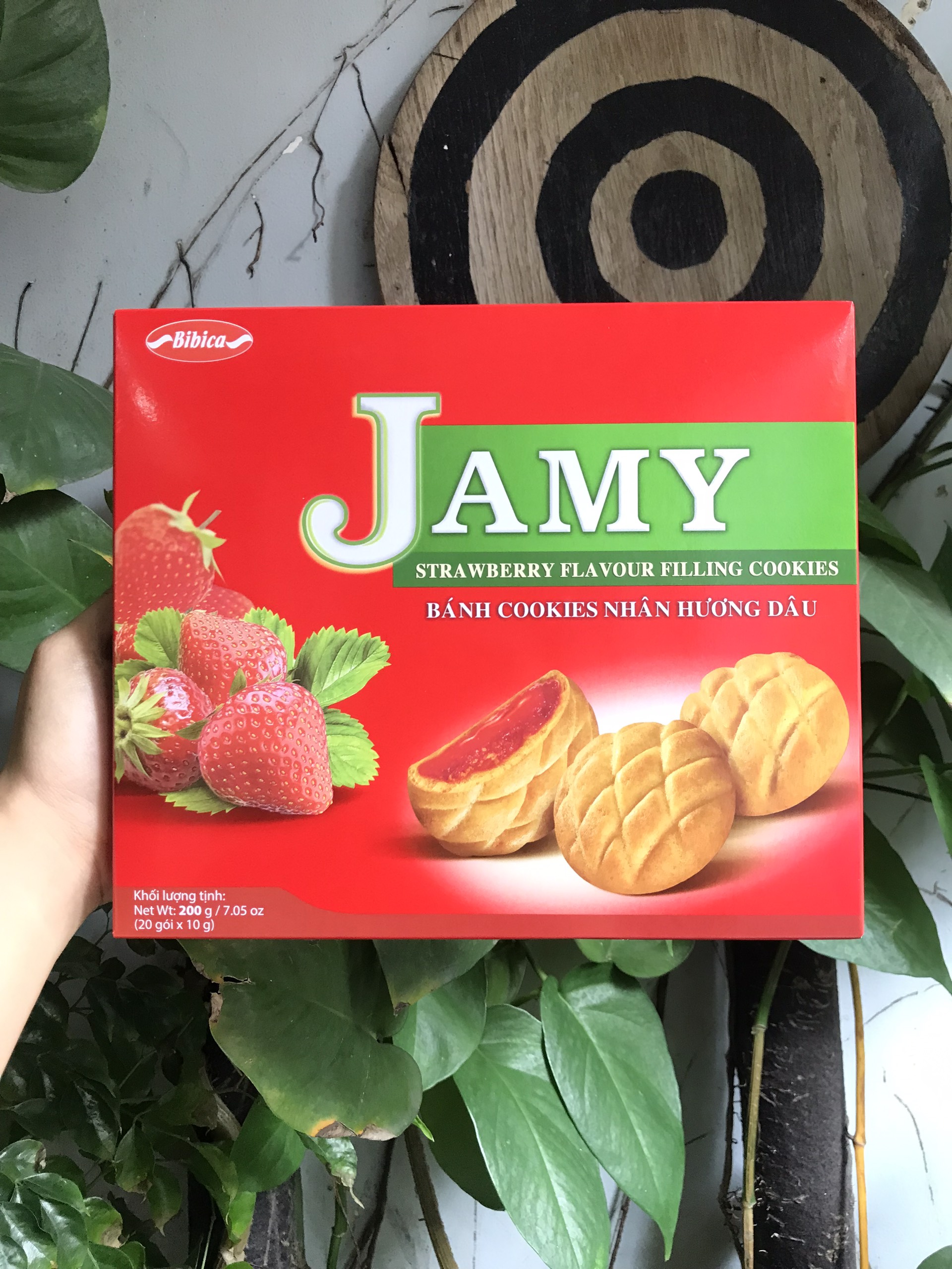 Bánh Quy Jamy Nhân Mứt Dâu (Hộp 200g)