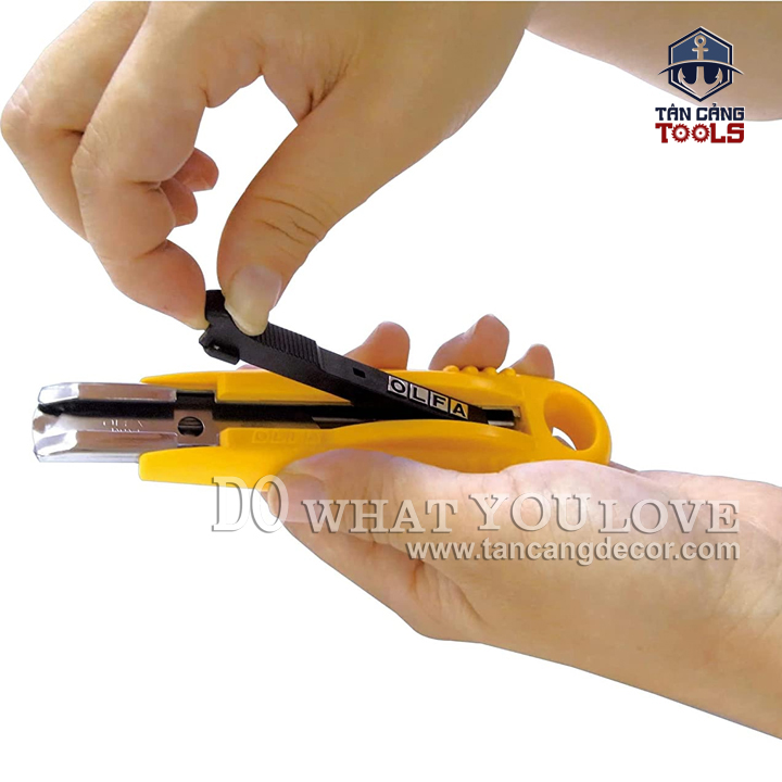Dao Cắt Tự Rút 17.5 mm Olfa SK-4
