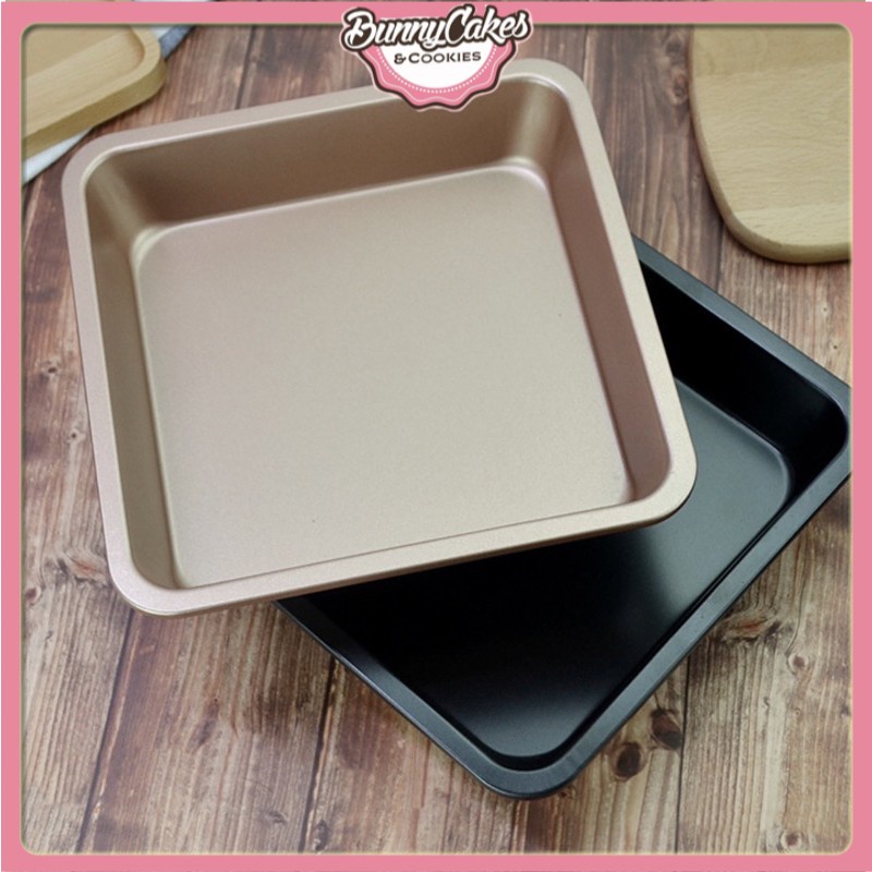 Khuôn vuông chống dính 22cm