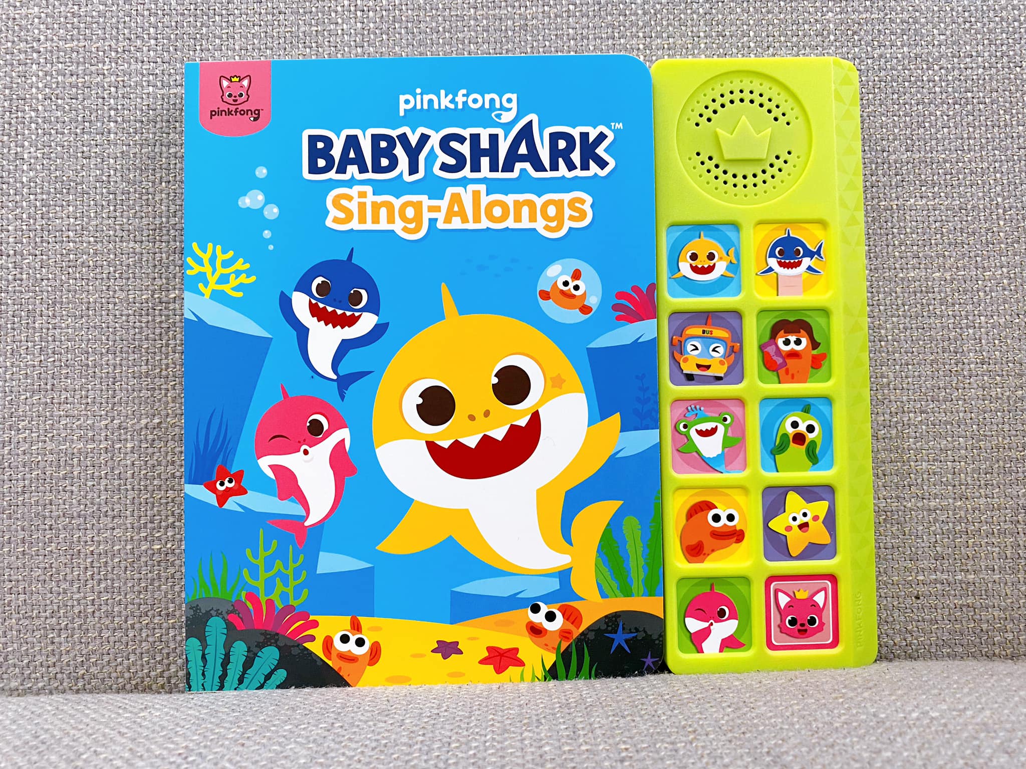BABY SHARK - SING ALONG
