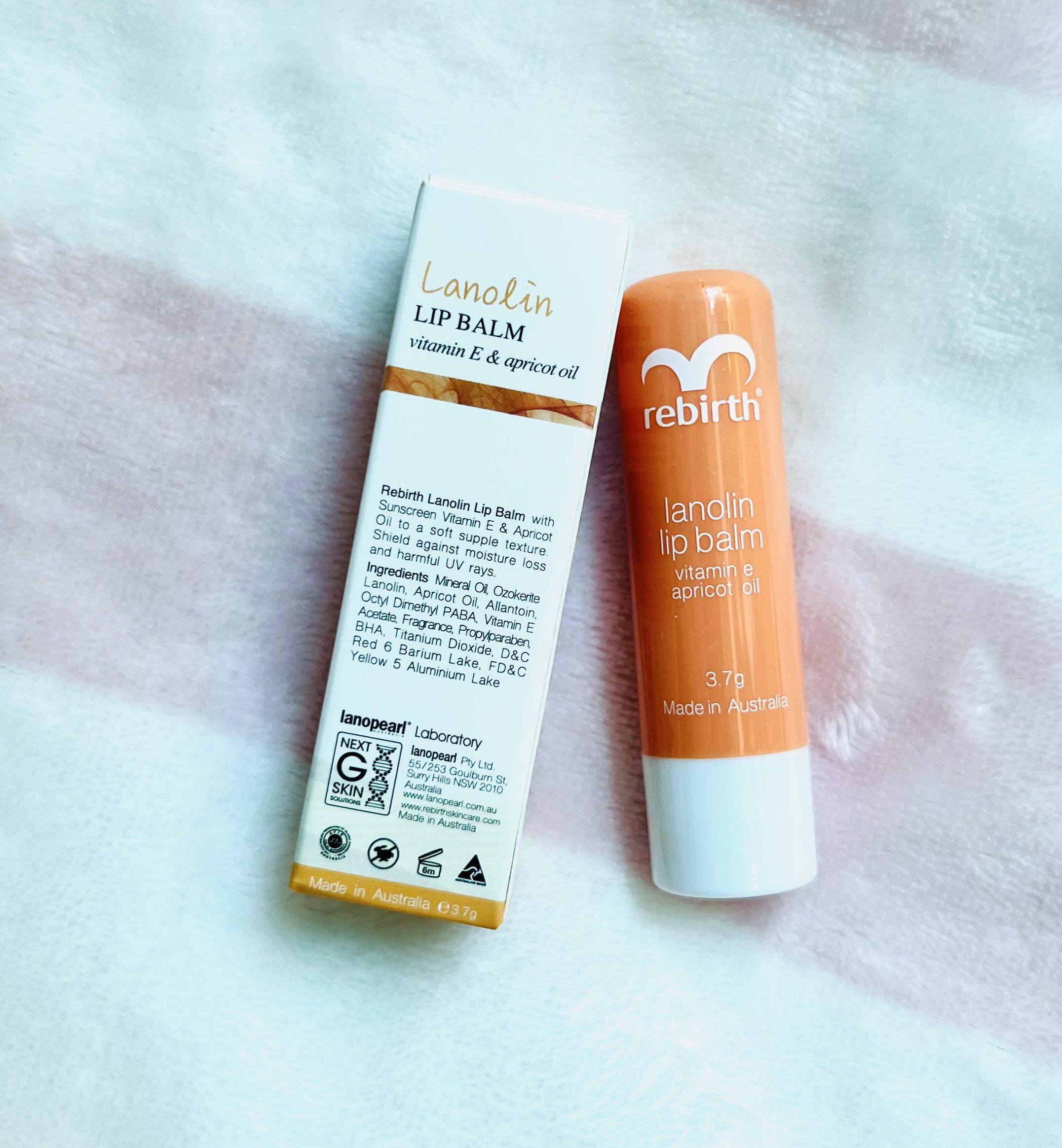 [HCM] ( Mẫu mới) 1 cây son dưỡng môi Rebirth Úc 3.7g
