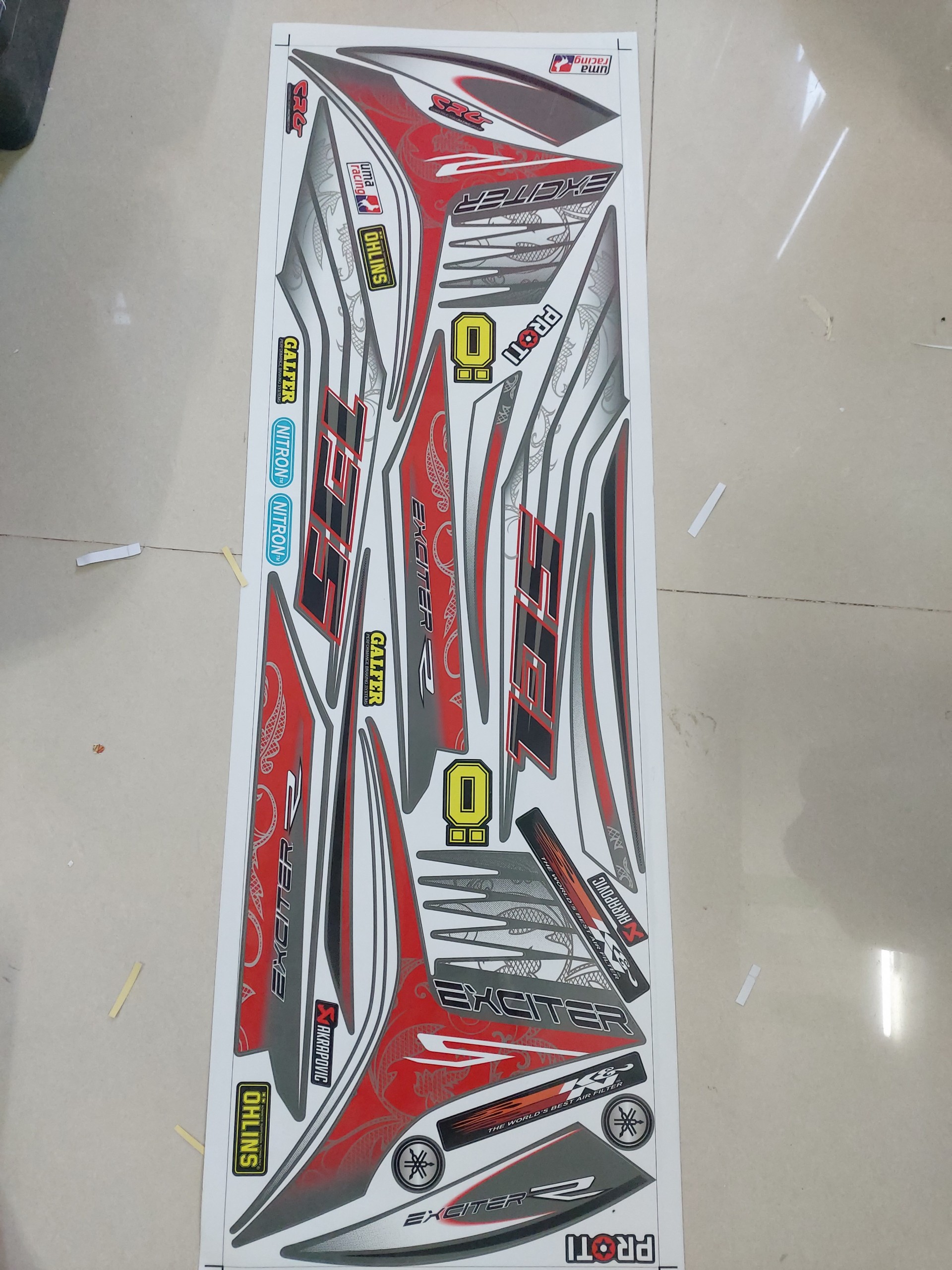 Tem exciter 135 hoa văn đỏ xám