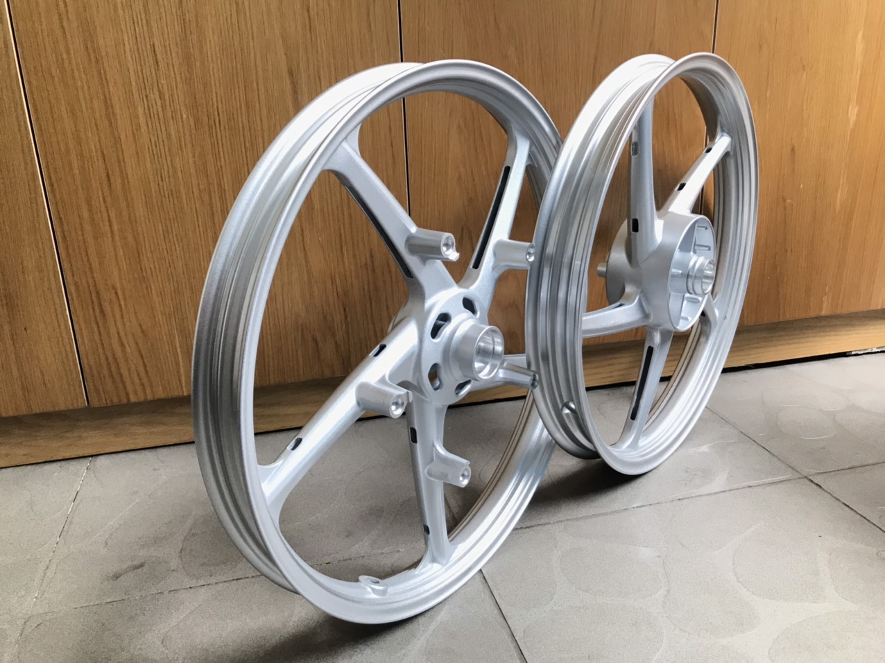 MÂM -VÀNH KIỂU 5 CÂY GẮN  RAI DƠ 150, SATRI 150...