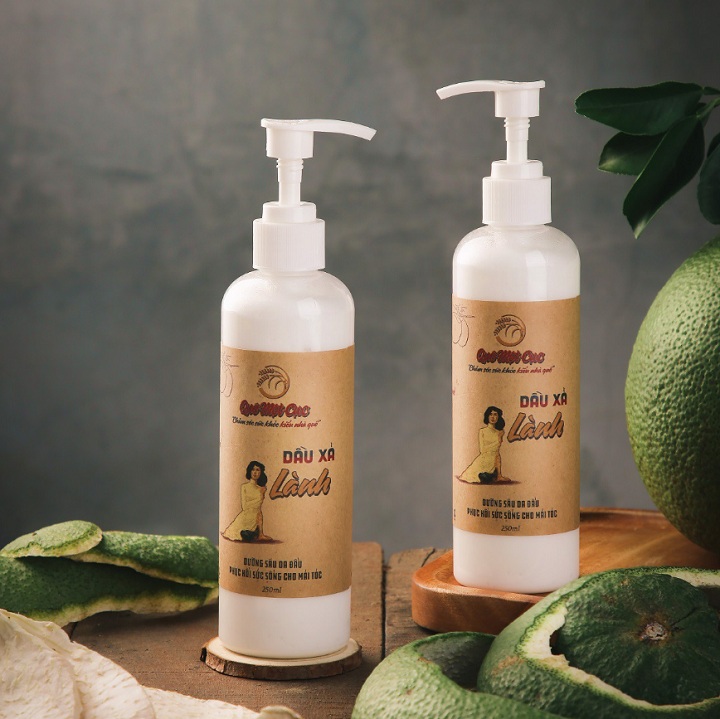 [HCM]DẦU XẢ LÀNH ORGANIC hiệu QUÊ 1 CỤC 250ML