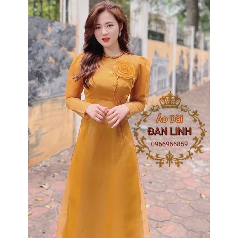 Áo dài von tơ 4 tà tết cổ và đính hoa xinh trên ngực