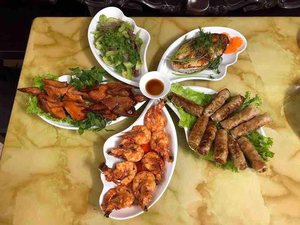 Bộ đĩa cánh tiên 6 cánh gốm sứ Bát Tràng