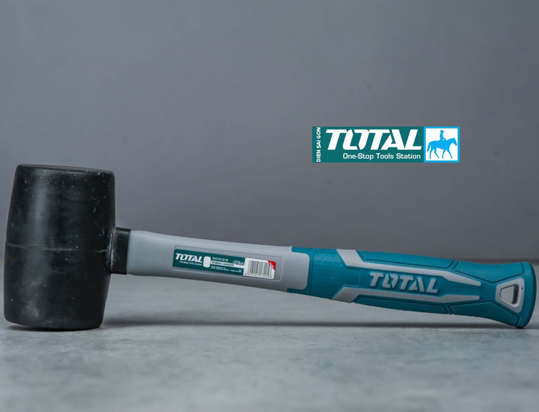 Búa Cao Su Trắng 220g 8oz TOTAL THT76836
