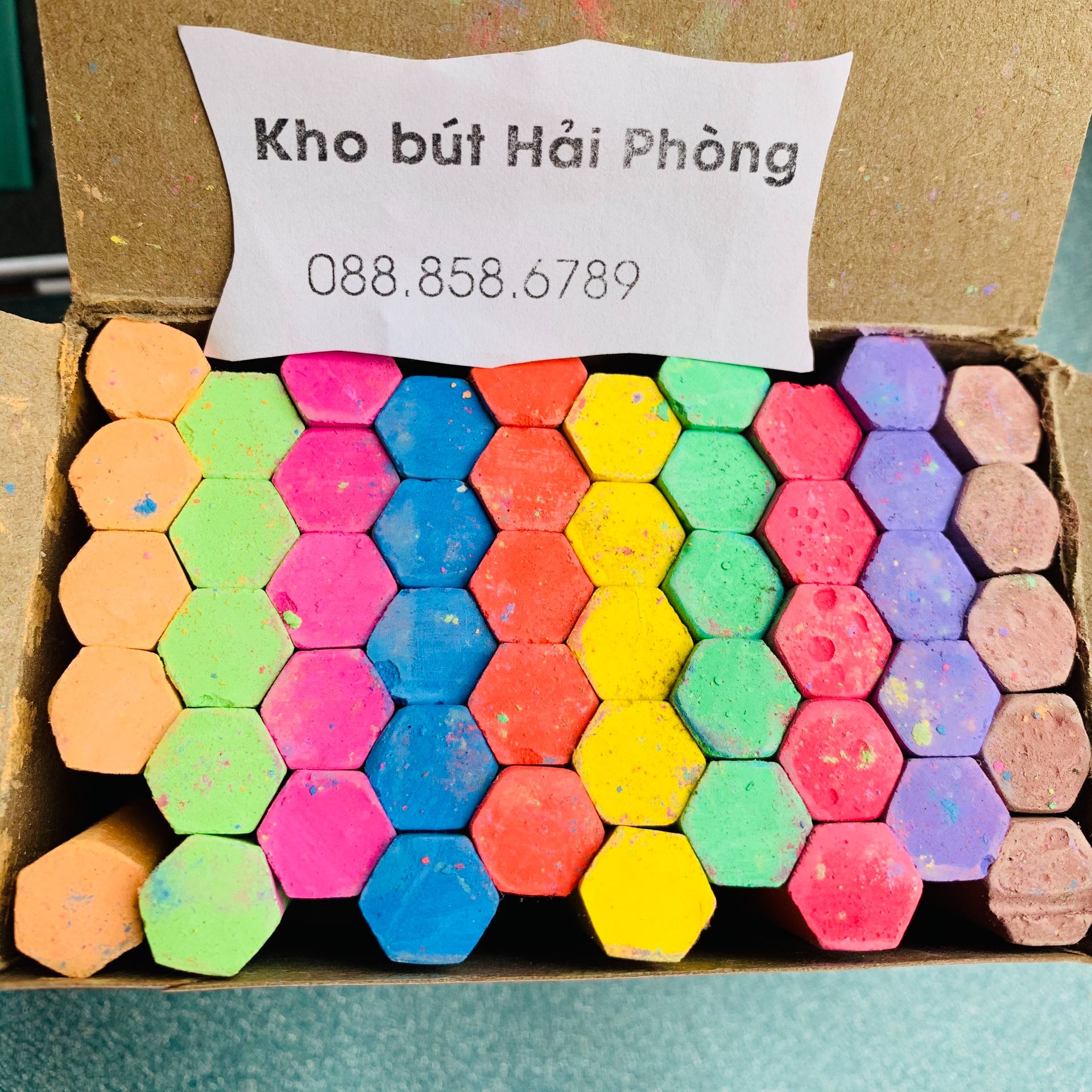 Phấn Lục giác trắng và mầu