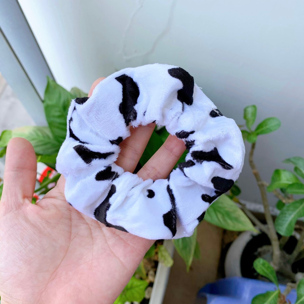 [HCM]Cột Tóc Scrunchies Bò Sữa Lông Nhung Hot Trend