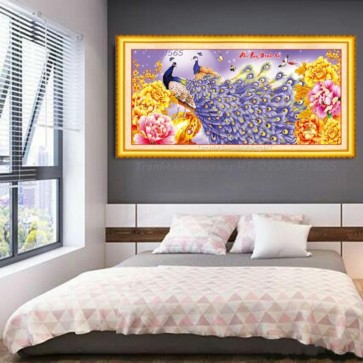 Tranh đính đá đôi chim công Phú quý bình an VS053 kích thước 115x52cm
