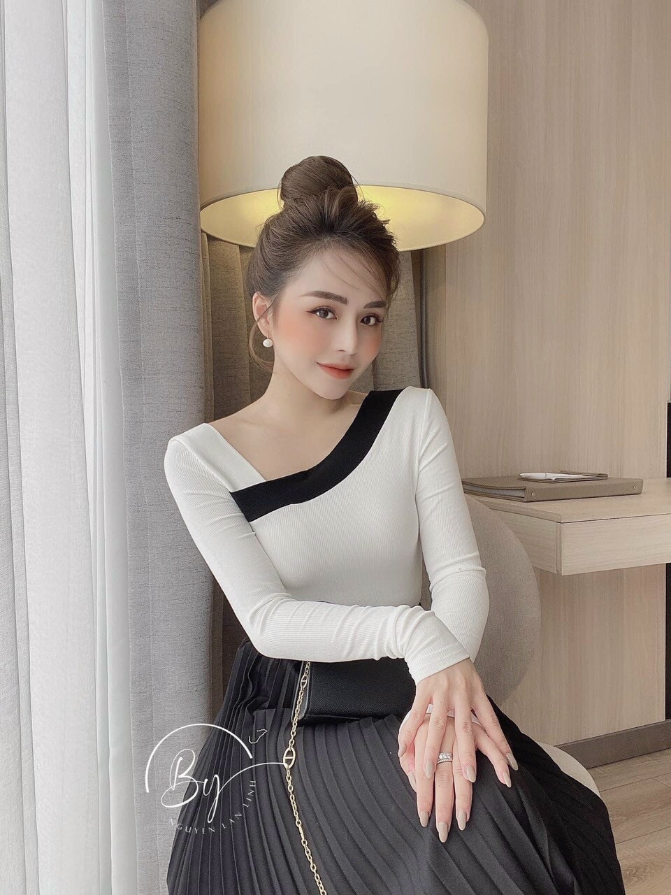 Áo borip tay dài cổ lá phối 2 màu bảng bự cực xinh TTSA0834
