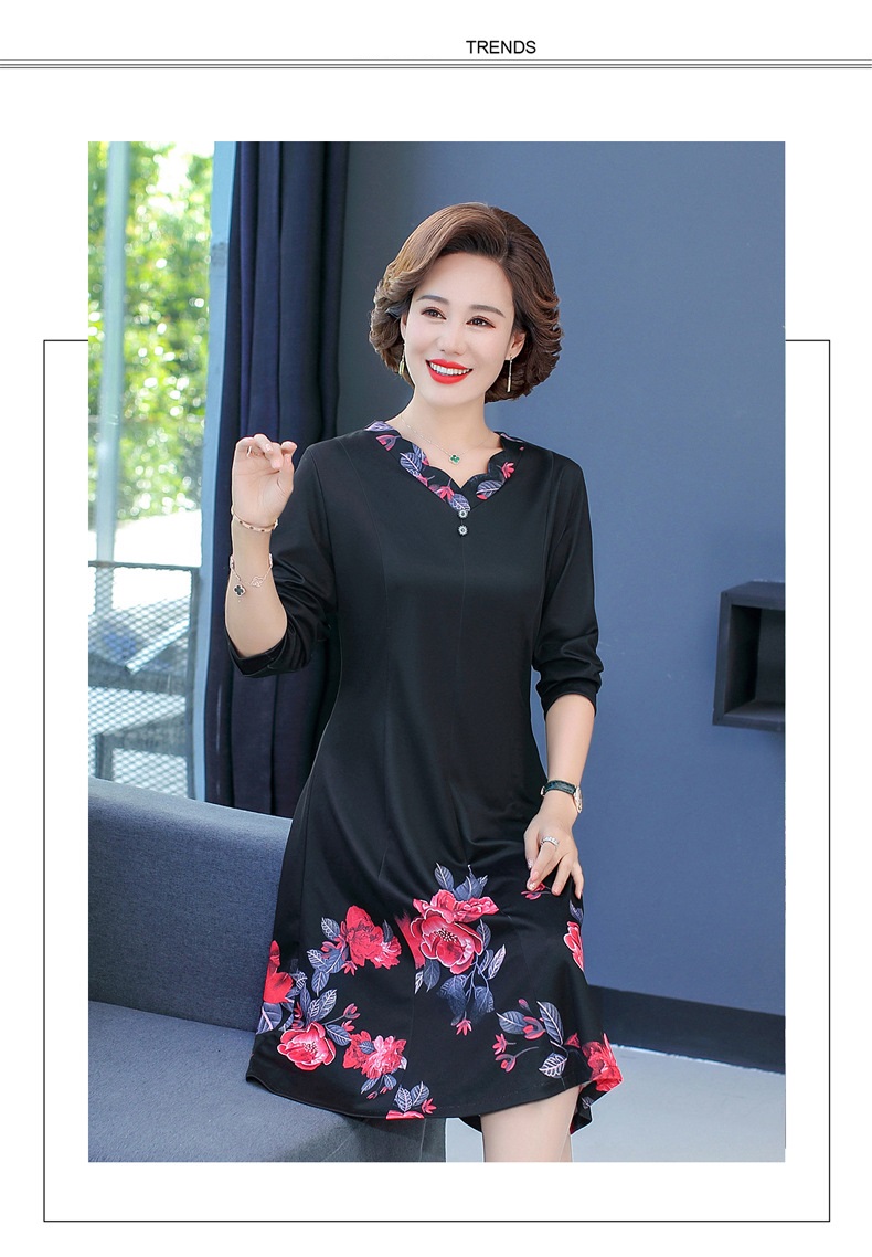 Váy hoa trung niên tay dài